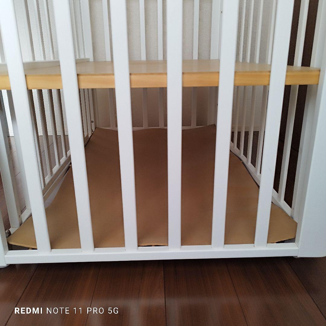 【送料込み】ホワイト木製ベビーベッド ハイタイプ 2段階高さ調節可能