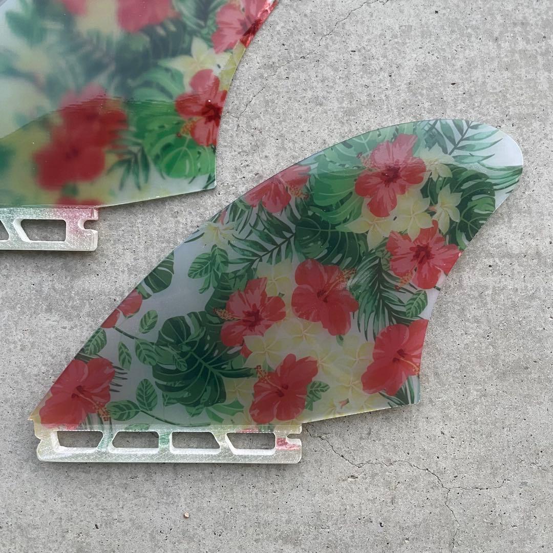 キールフィン　サーフィン　フューチャー　Futures フィッシュ　ツインフィン