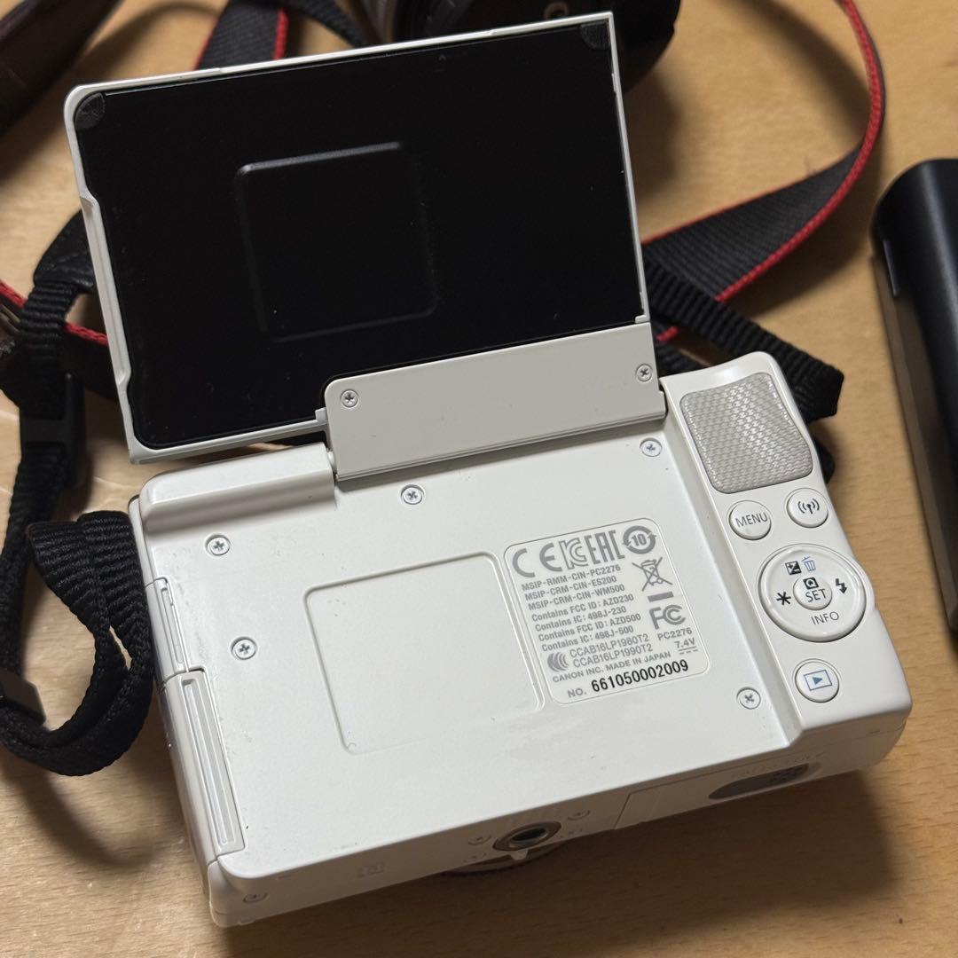 【本日限定】キャノン Canon EOS M100 ホワイト ミラーレス一眼